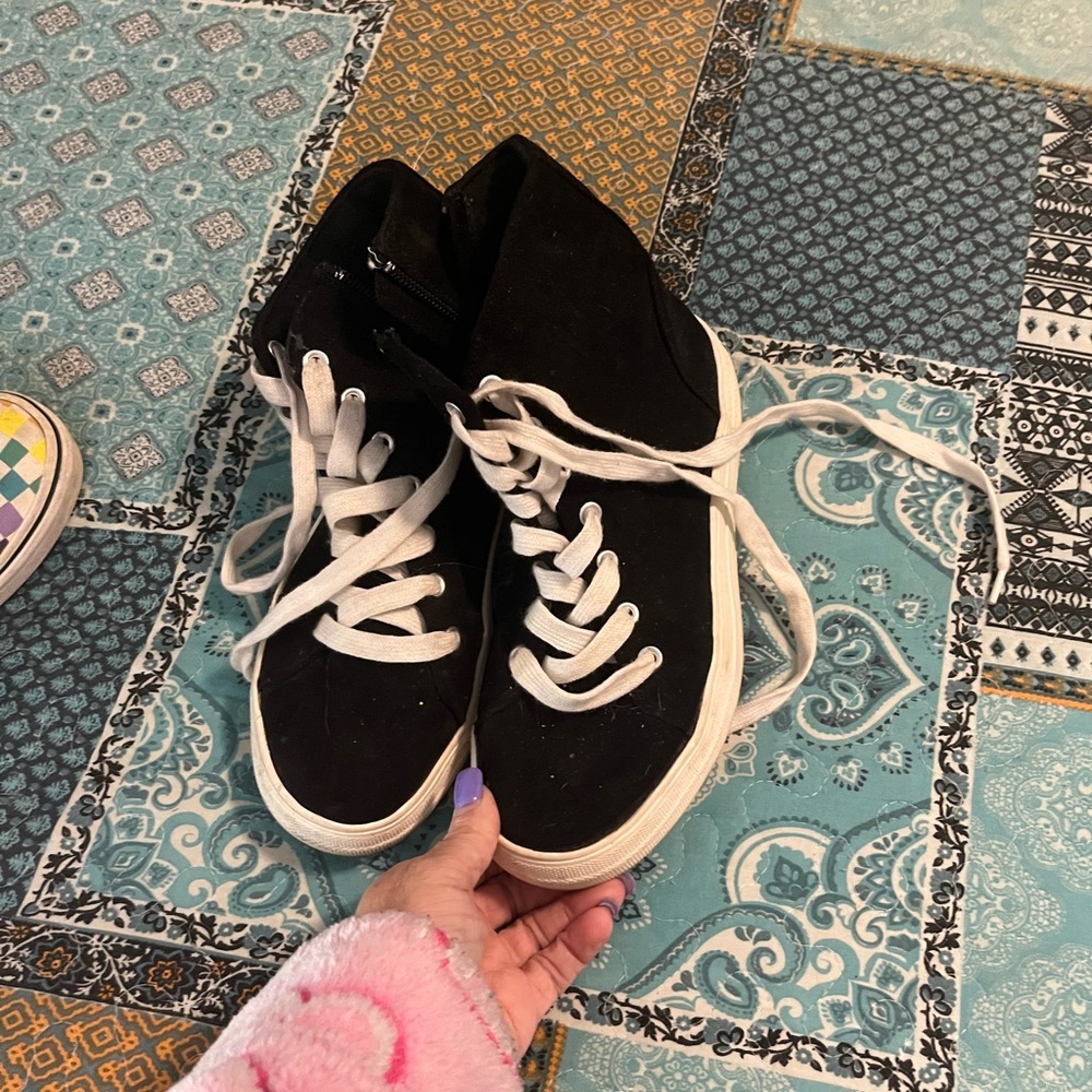 Black High-Top Sneakers with White Laces